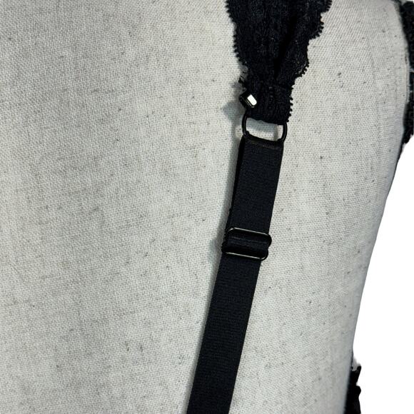 Torrid SZ 2 (2X-Large) Bralette Bralite Bra Lace Stretch Adjustable Convertible - Picture 6 of 14